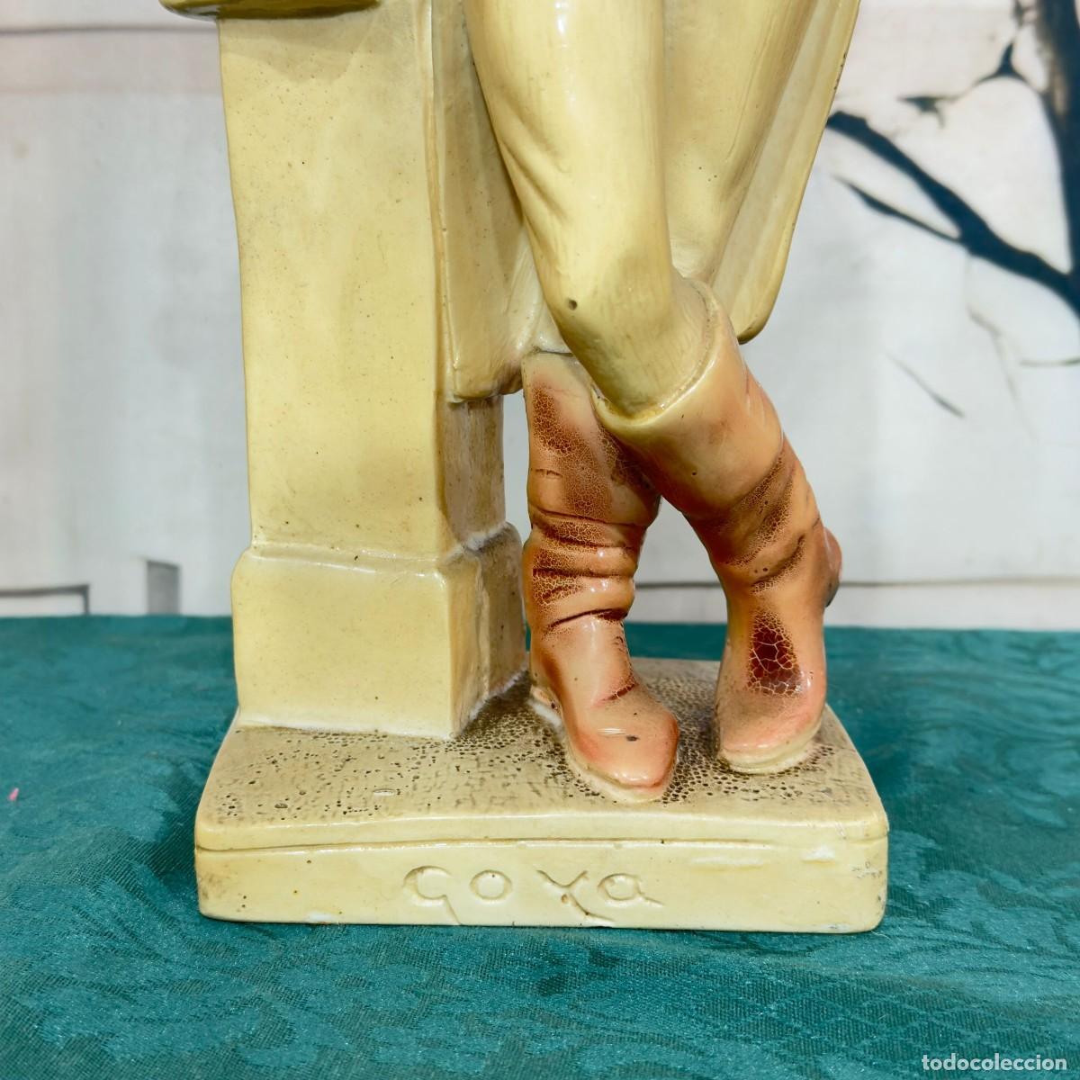 Arte: Escultura de Goya moldeada a mano - Foto 2