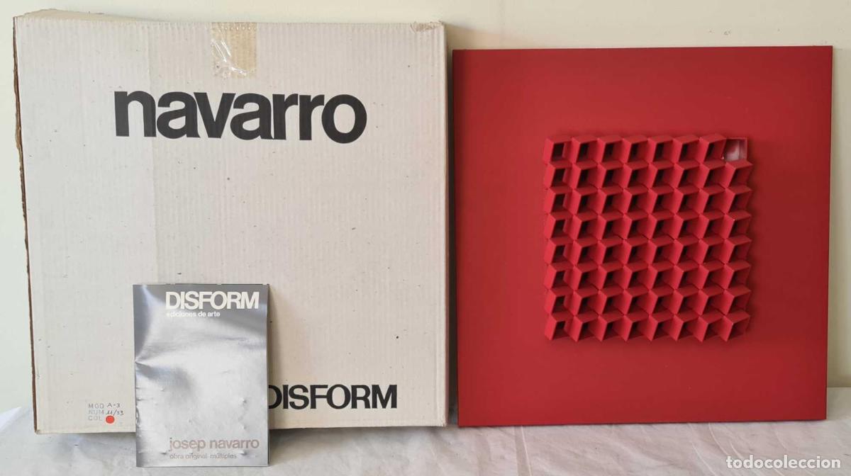 Art: JOSEP NAVARRO. ESCULTURA MODULAR OSCILANTE. METAL ESMALTADO. DISFORM. 1974.