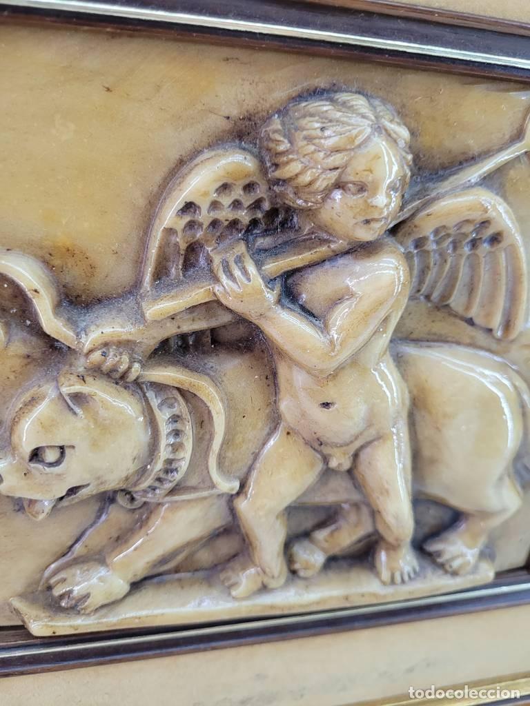 Arte: BAJORRELIEVE DE QUERUB&Iacute;N - Foto 4