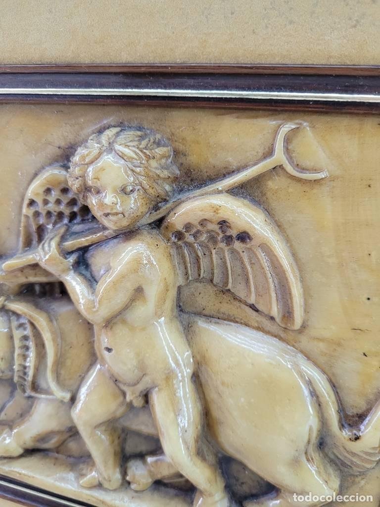 Arte: BAJORRELIEVE DE QUERUB&Iacute;N - Foto 6