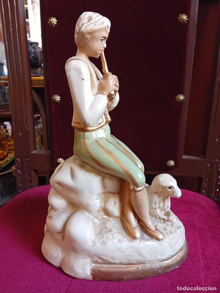 Arte: Pastor tocando la flauta con oveja d&eacute;cada de los 50 - Foto 3