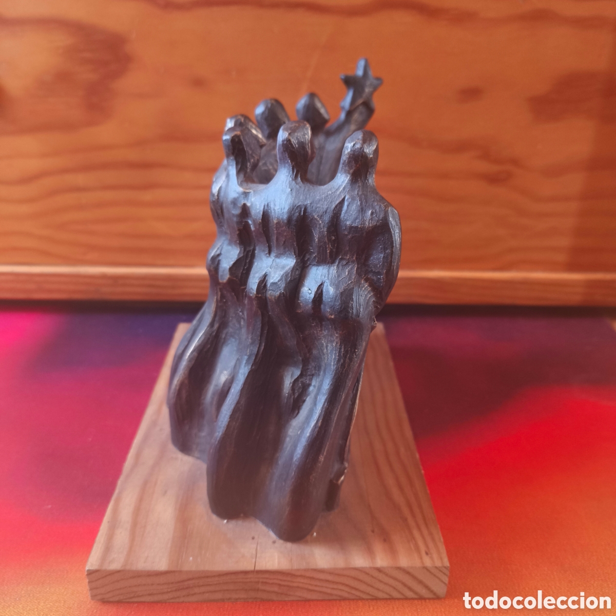 Arte: Escultura firmada de Manuel Buci&ntilde;os - Camino de Santiago