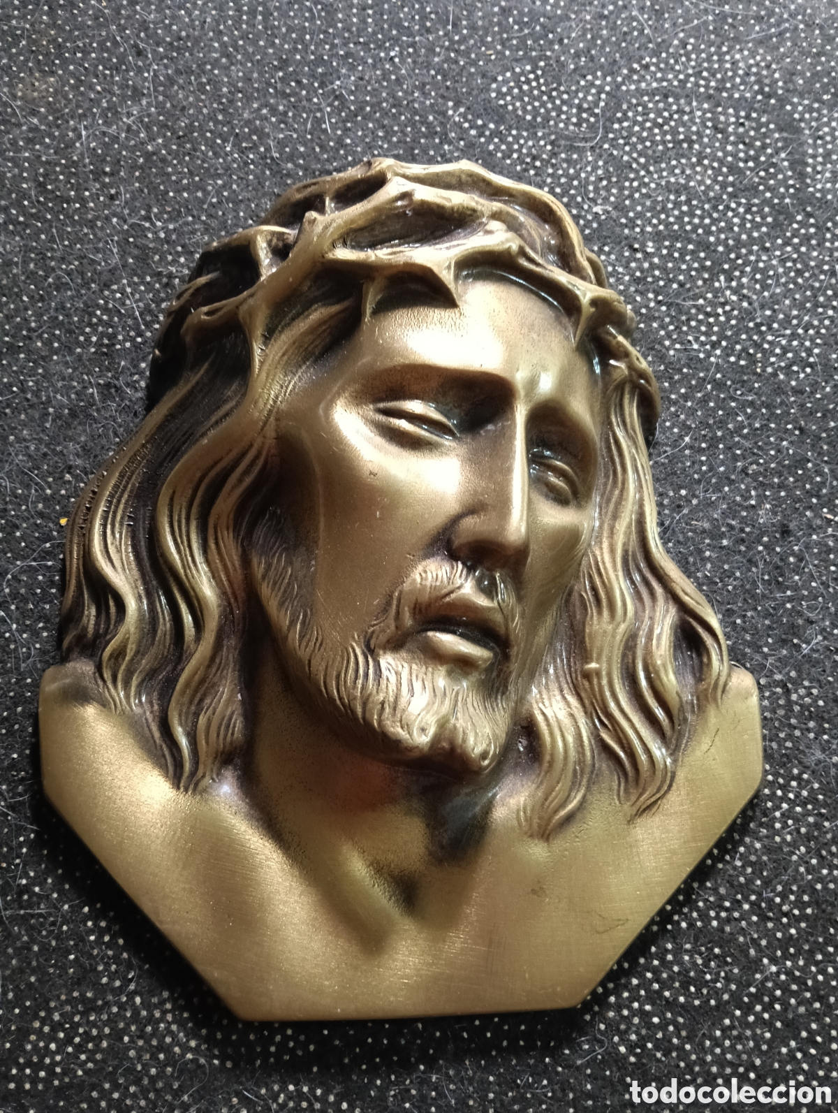 Arte: Jesucristo en lat&oacute;n aut&eacute;ntico, arte de pared en 3D, mide 19 x 16 cm