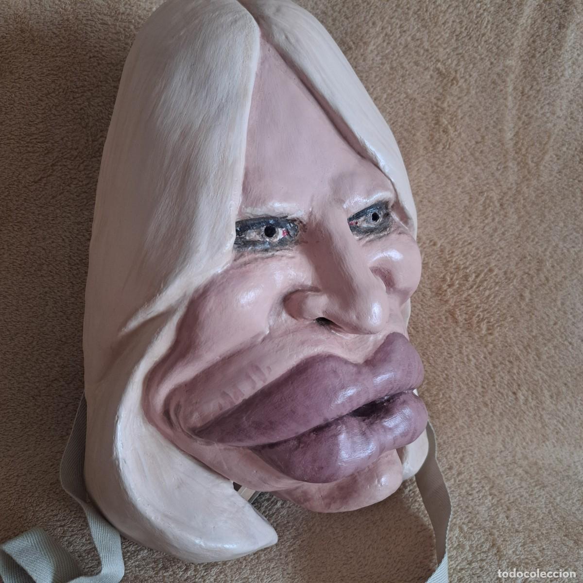 Arte: M&aacute;scara Artesanal Caricatura Donatella Versace