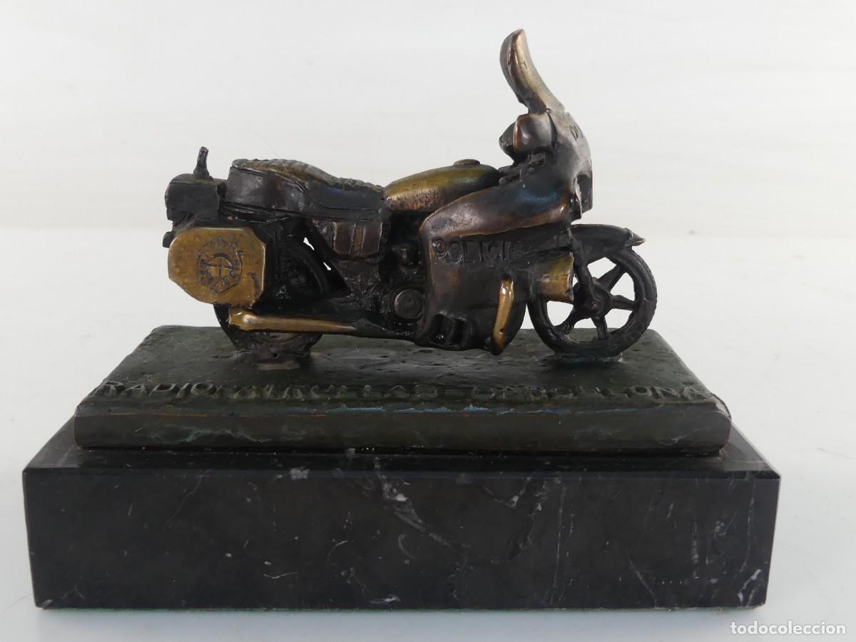 Art: FIGURA ESCULTURA DE MOTO DE POLICIA - RADIOPATRULLAS - BARCELONA