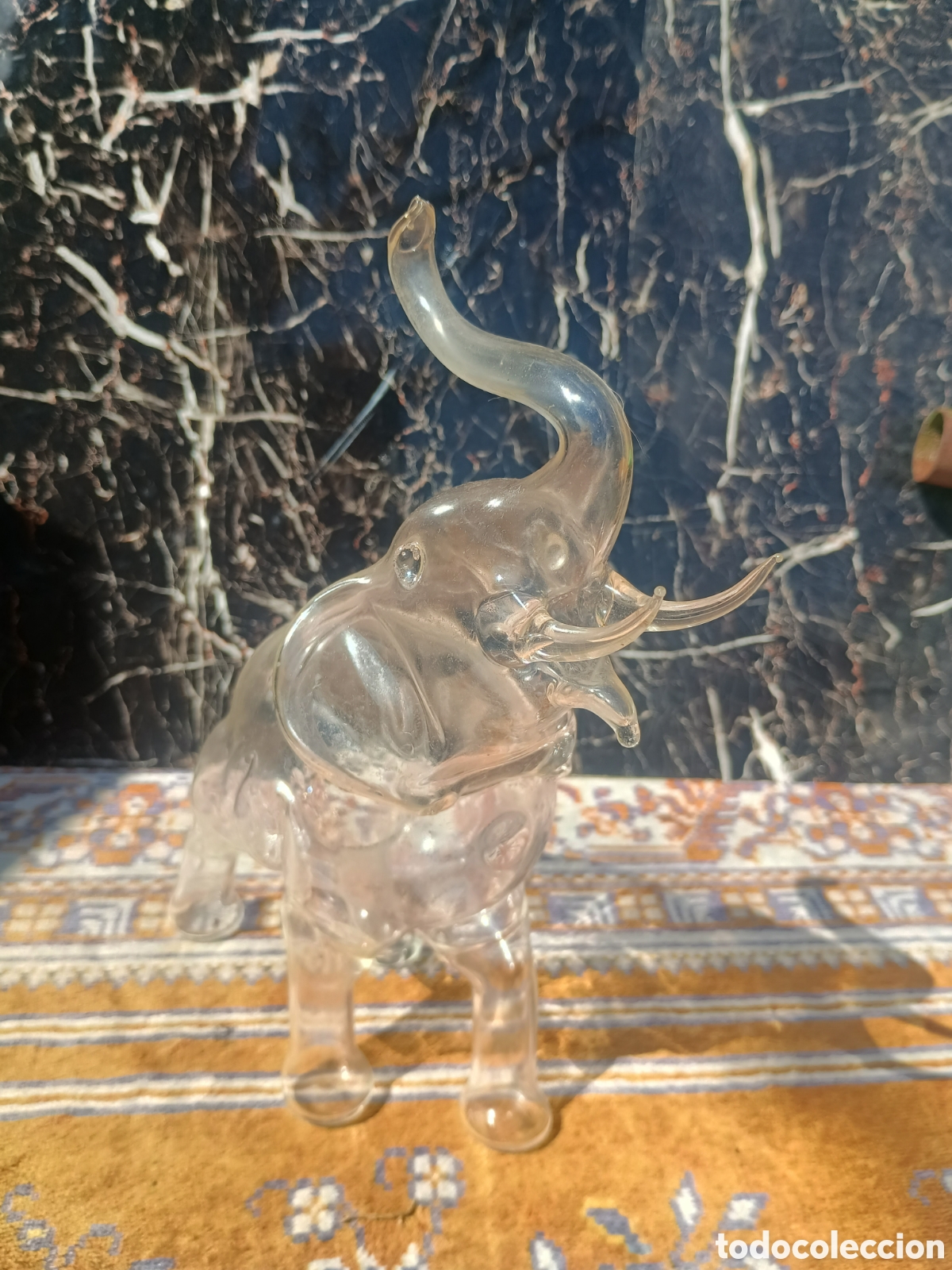 Arte: Elefante cristal hueco soplado