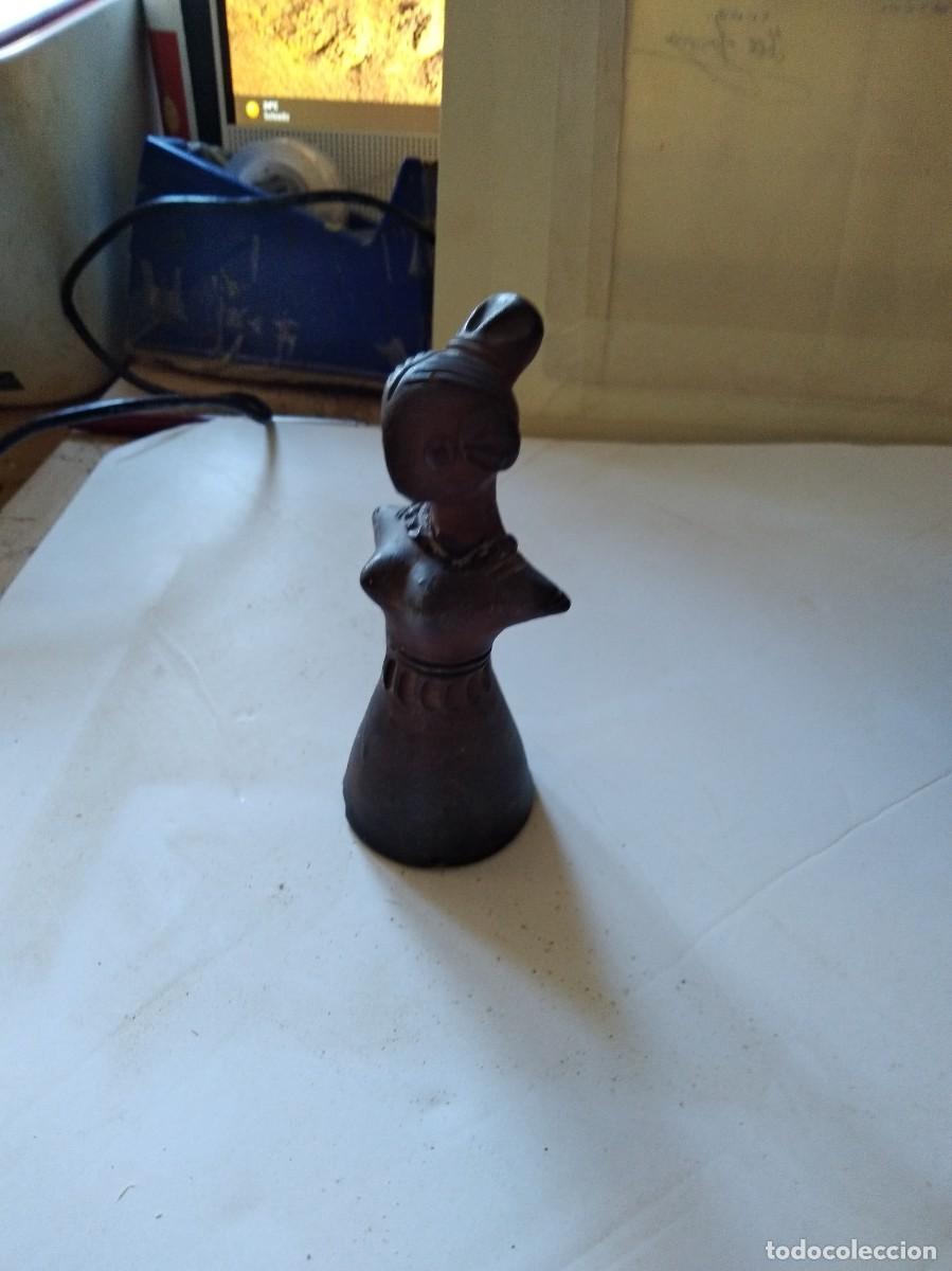 Arte: PEQUE&Ntilde;A ESCULTURA AFRICANA CREO DE CERAMICA