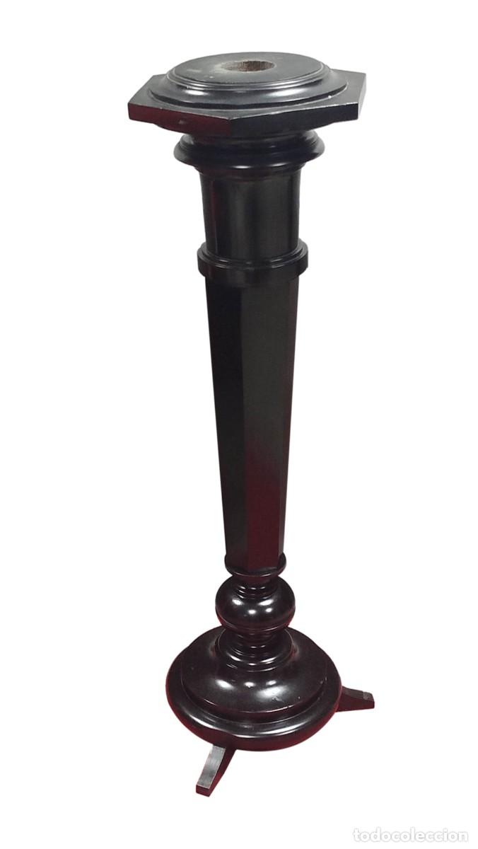 Arte: COLUMNA DE MADERA LACADA NEGRA