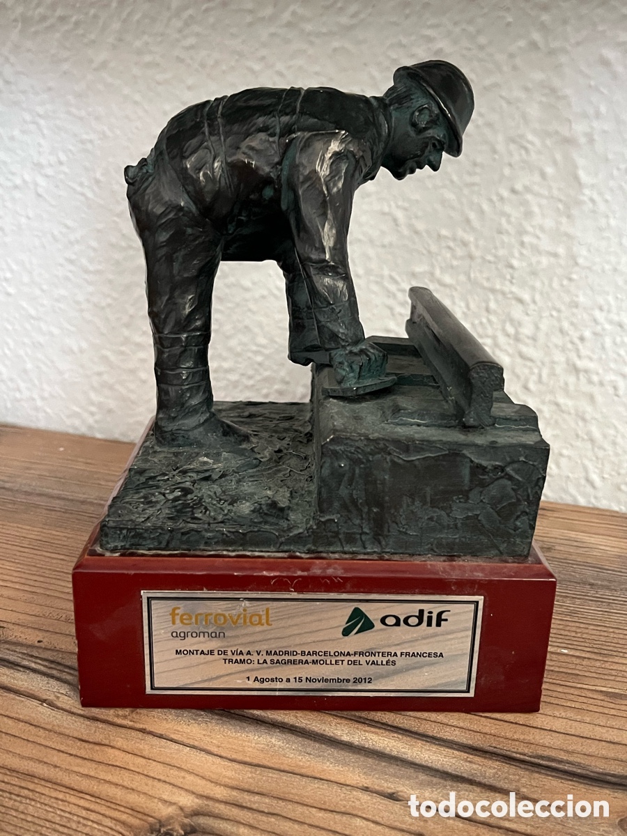 Arte: Escultura Conmemorativa Alta Velocidad (Ferrovial / Adif) - 19x14 cm