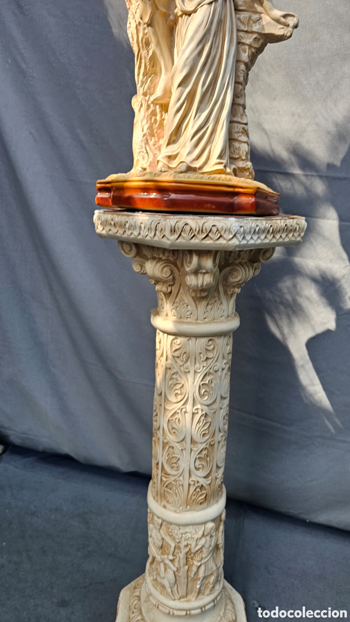 Arte: Columna con escultura - Foto 5