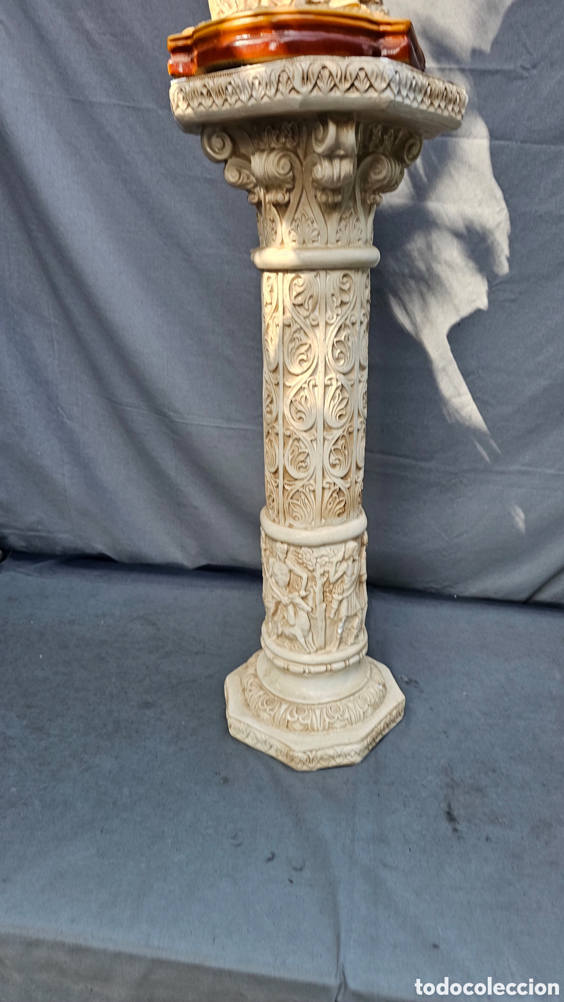 Arte: Columna con escultura - Foto 6