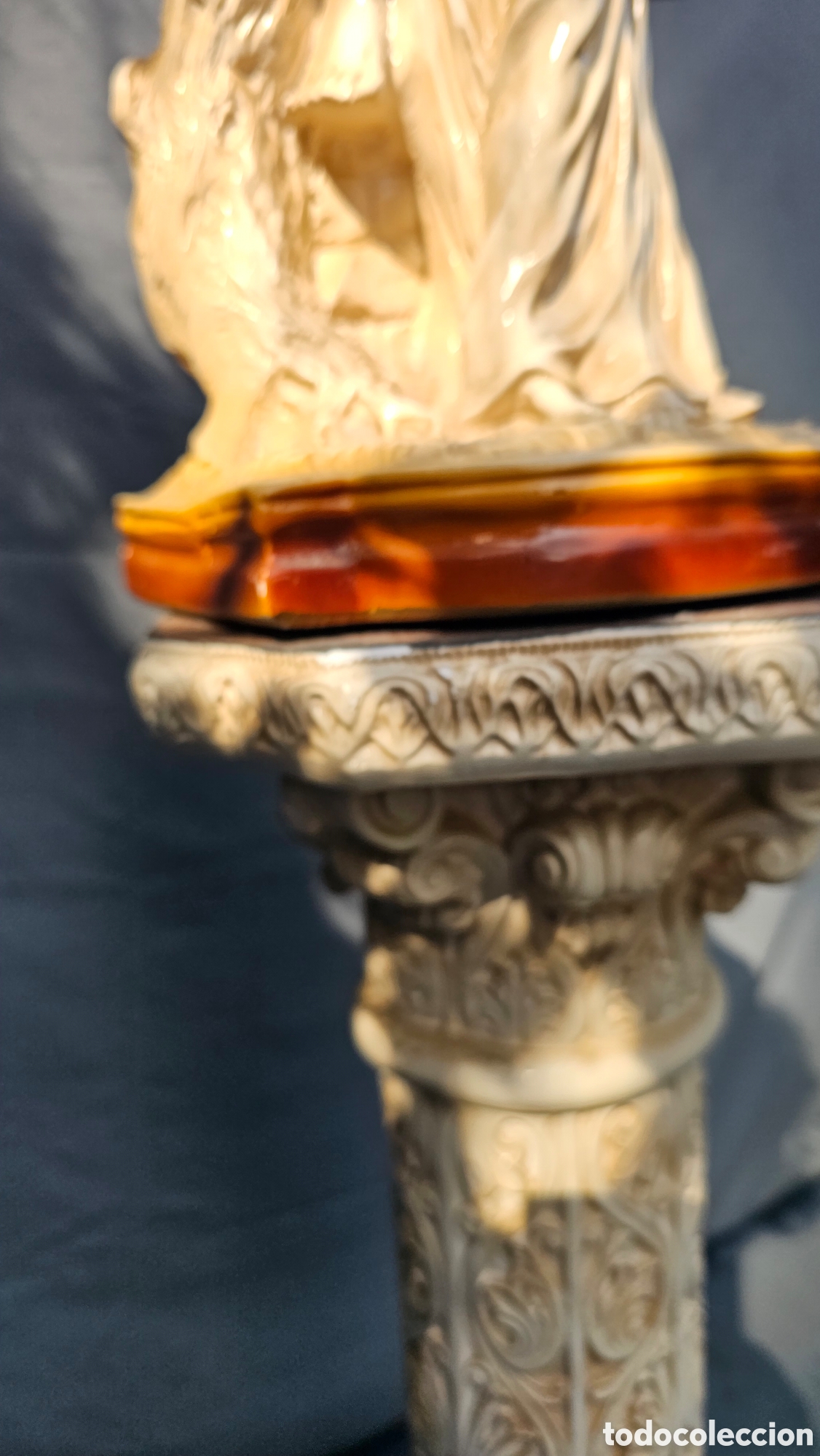 Arte: Columna con escultura - Foto 11