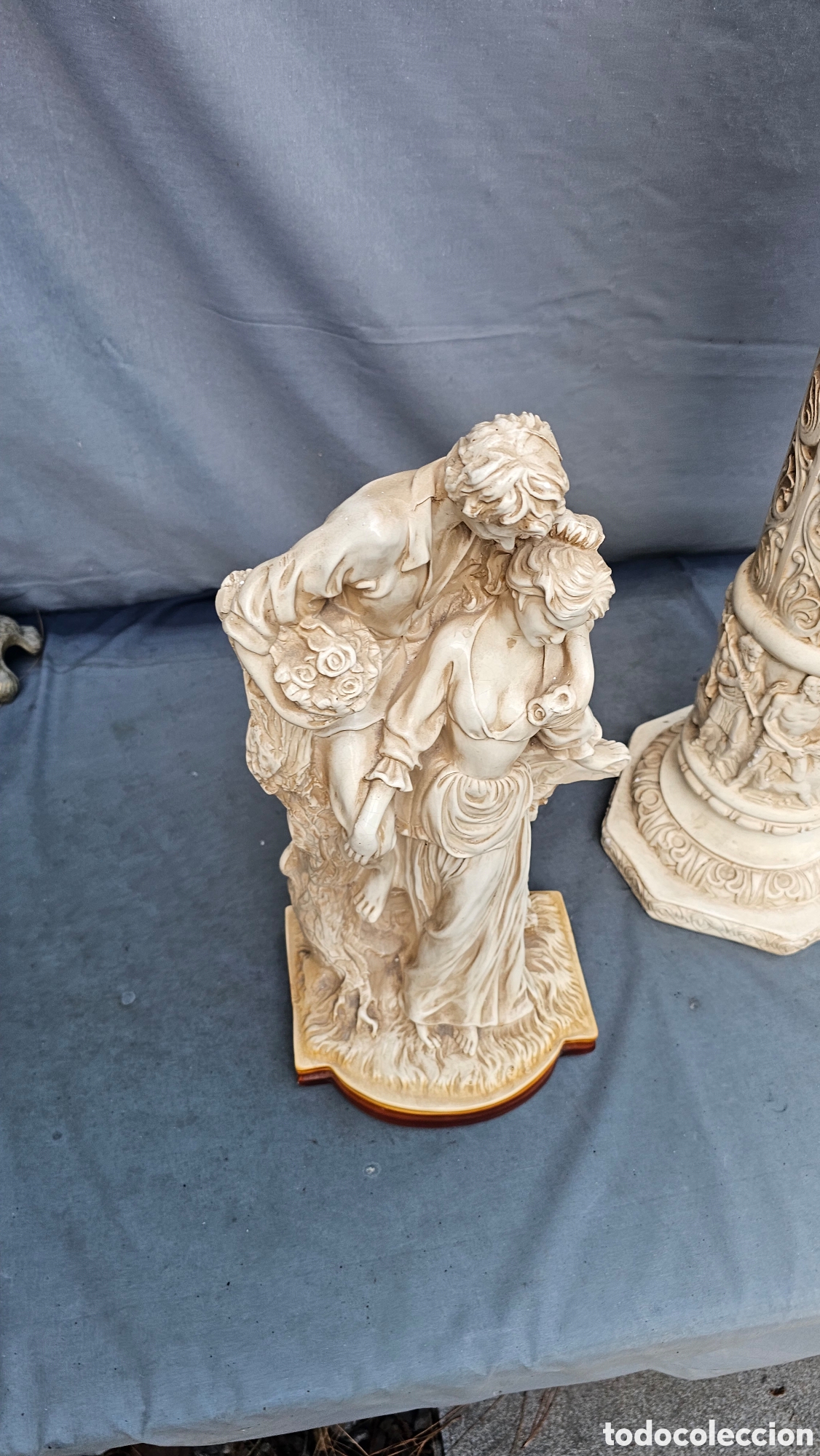 Arte: Columna con escultura - Foto 17