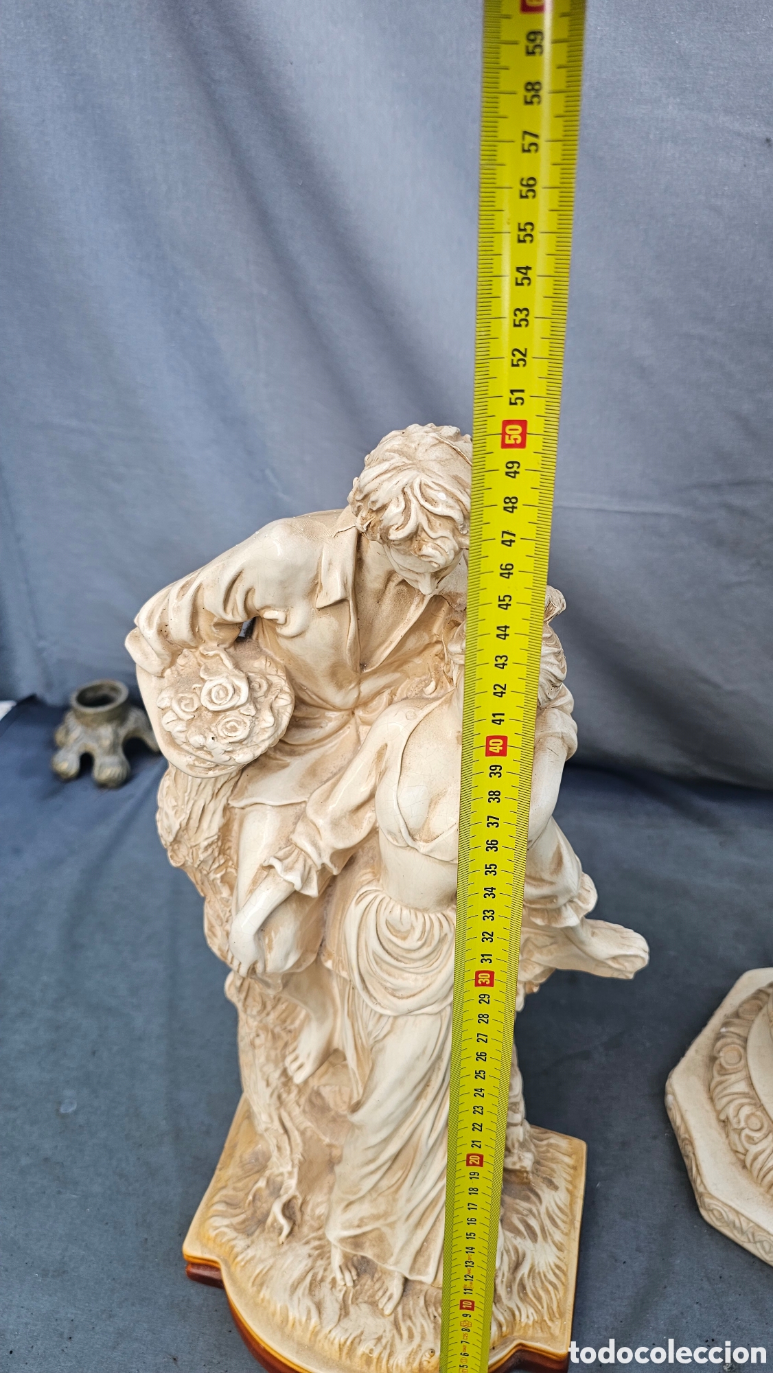 Arte: Columna con escultura - Foto 20
