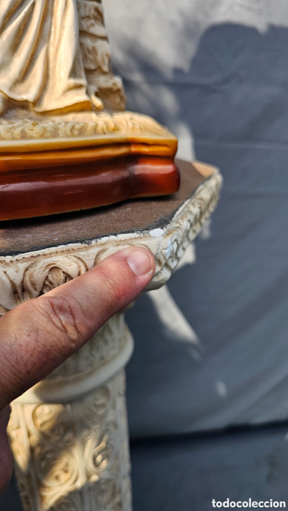 Arte: Columna con escultura - Foto 25