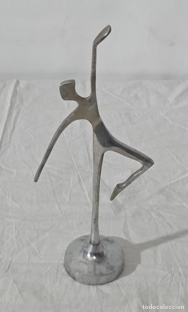 Arte: Figura de bailarina en aluminio - Foto 3