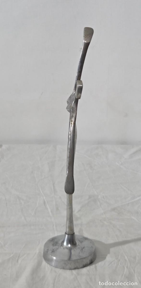 Arte: Figura de bailarina en aluminio - Foto 9
