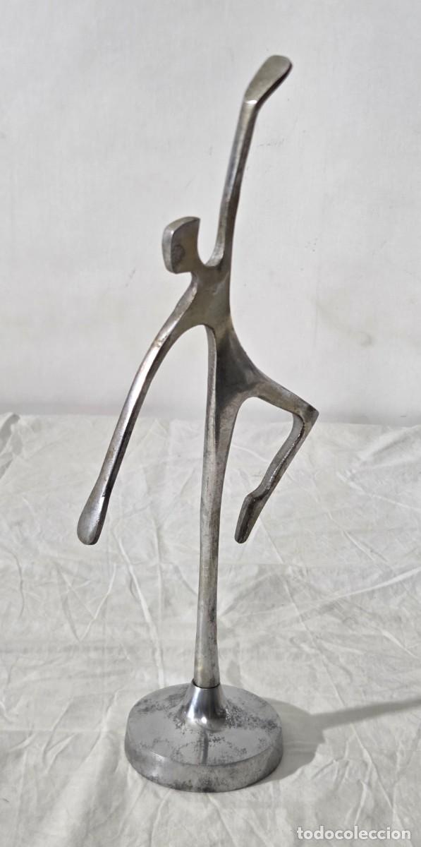 Arte: Figura de bailarina en aluminio - Foto 10