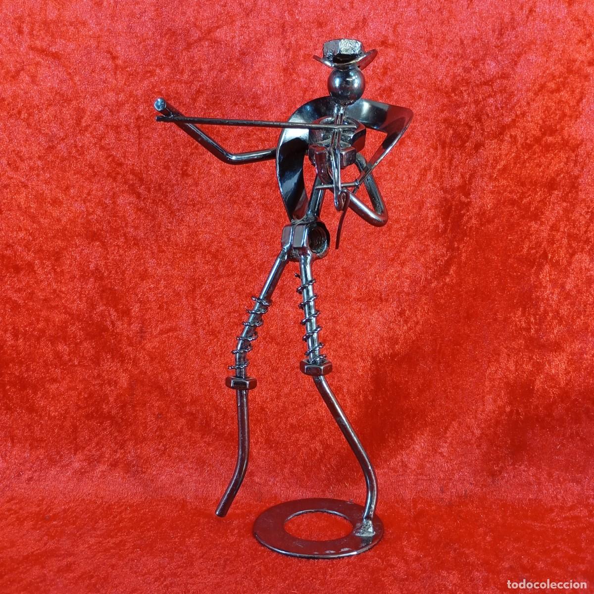 Arte: ESCULTURA ARTESANAL VINTAGE - FABRICADA EN METAL - VIOLINISTA - 24,5 CM DE ALTO