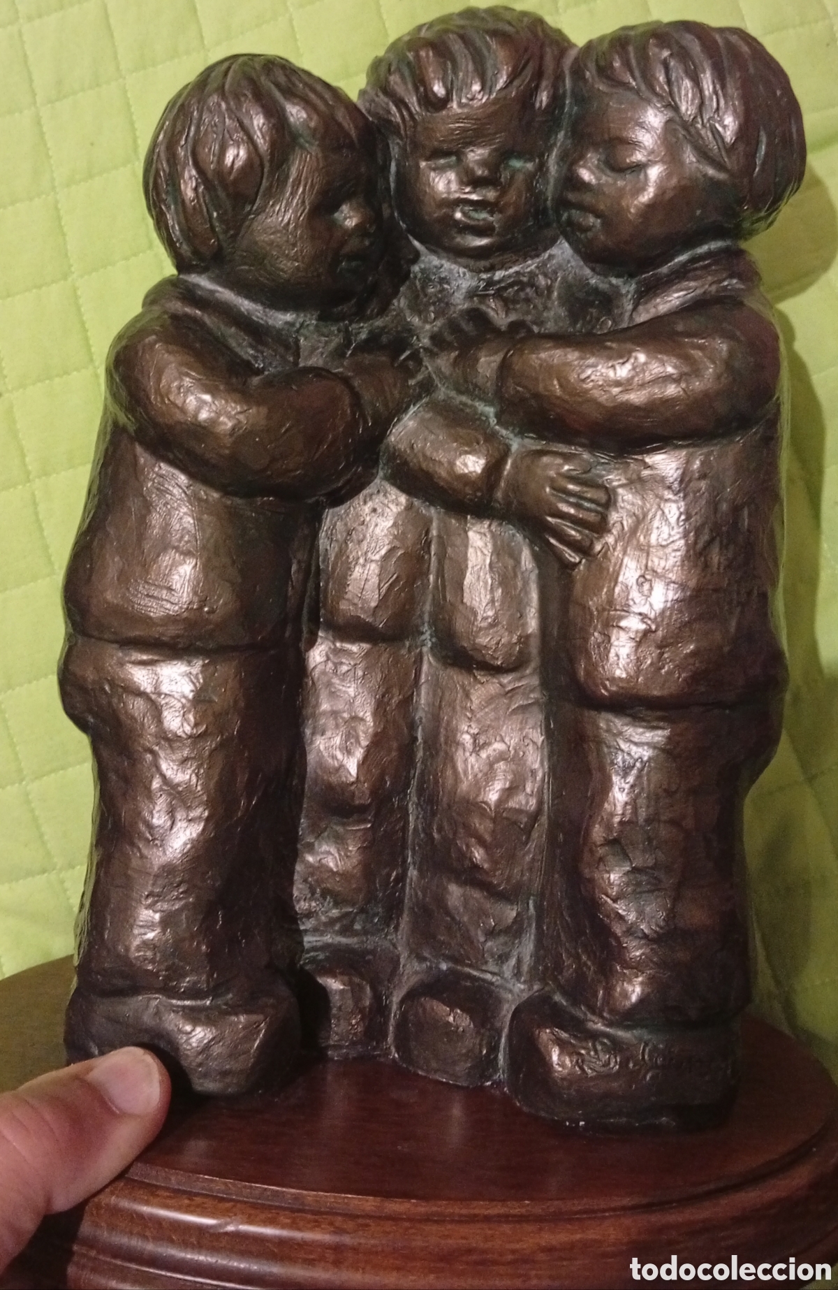 Arte: Preciosa escultura decorativa de metal bronce firmada a identificar