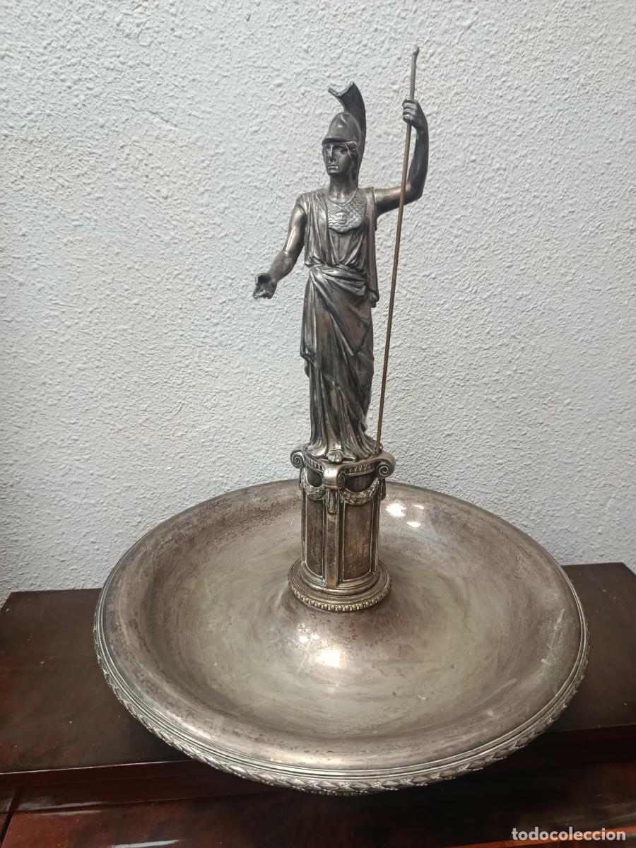 Arte: Espectacular centro de mesa, siglo XIX. Estilo griego con la Diosa Atenea.