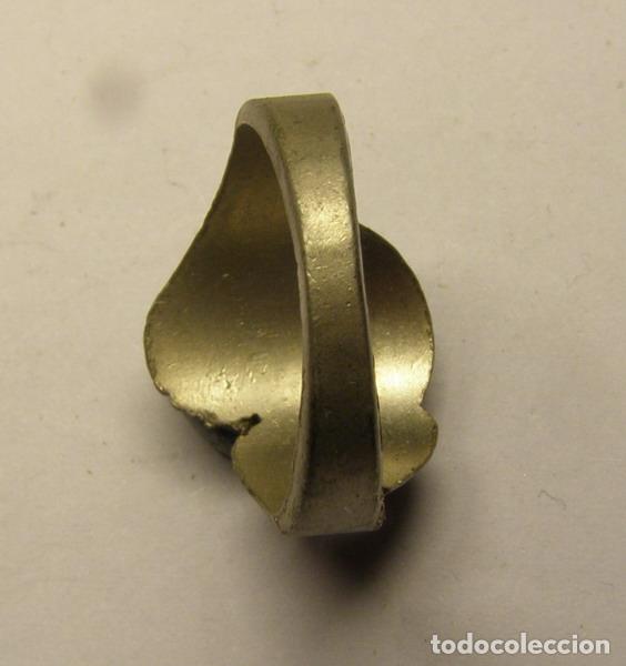 Artesan&iacute;a: Anillo tipo terror o g&oacute;tico, n&ordm; 5. - Foto 3