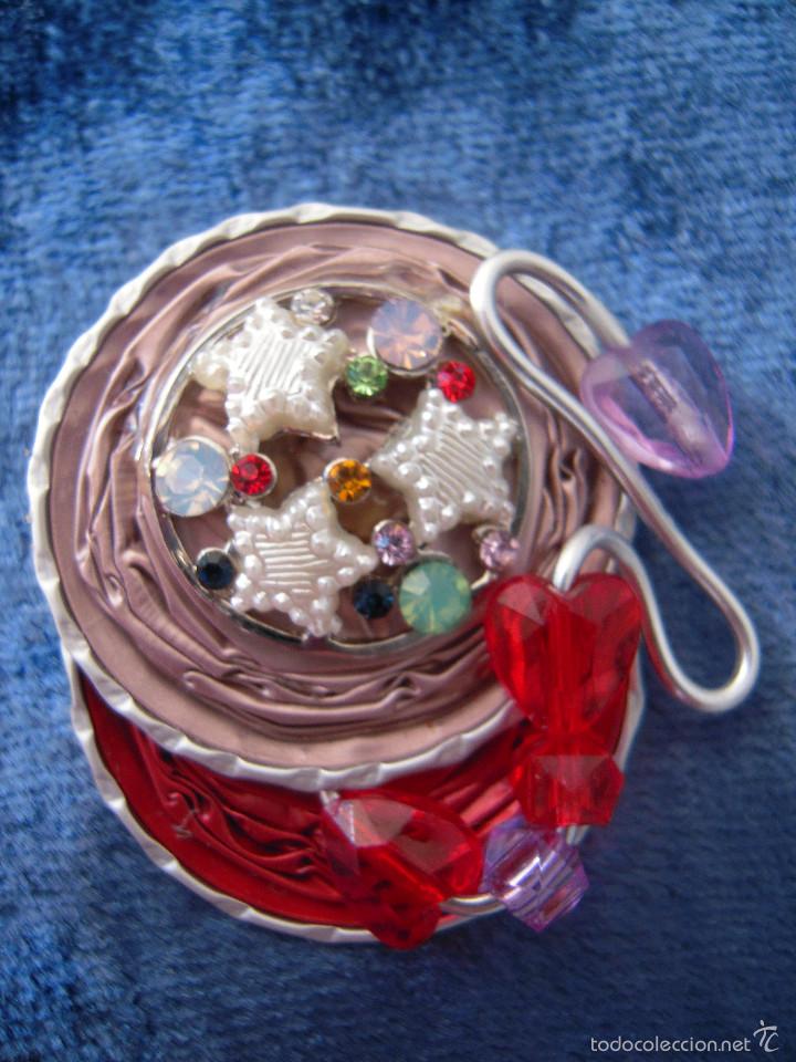Artesan&iacute;a: Broche c&aacute;psulas multicolor - Foto 2