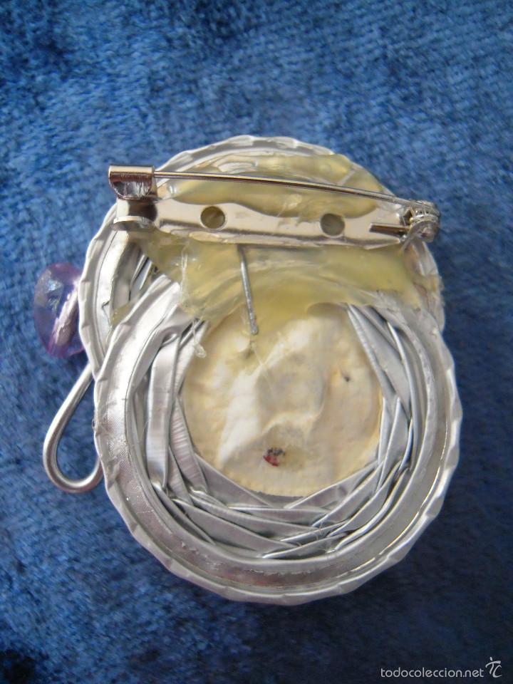 Artesan&iacute;a: Broche c&aacute;psulas multicolor - Foto 3