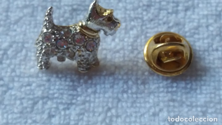 Artesan&iacute;a: Broche pins perro - Foto 1