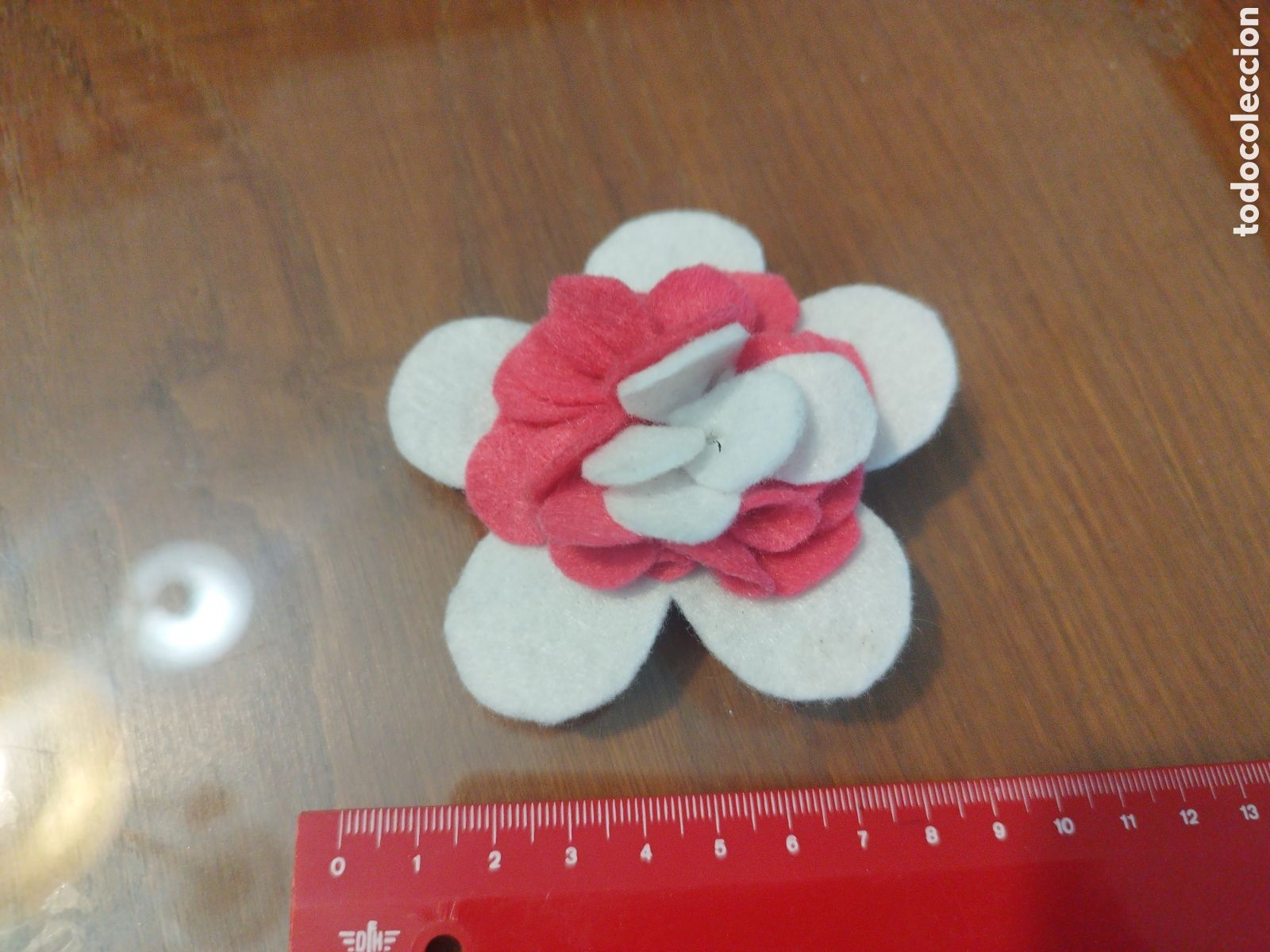 Artesan&iacute;a: Broche fieltro artesanal - Foto 2