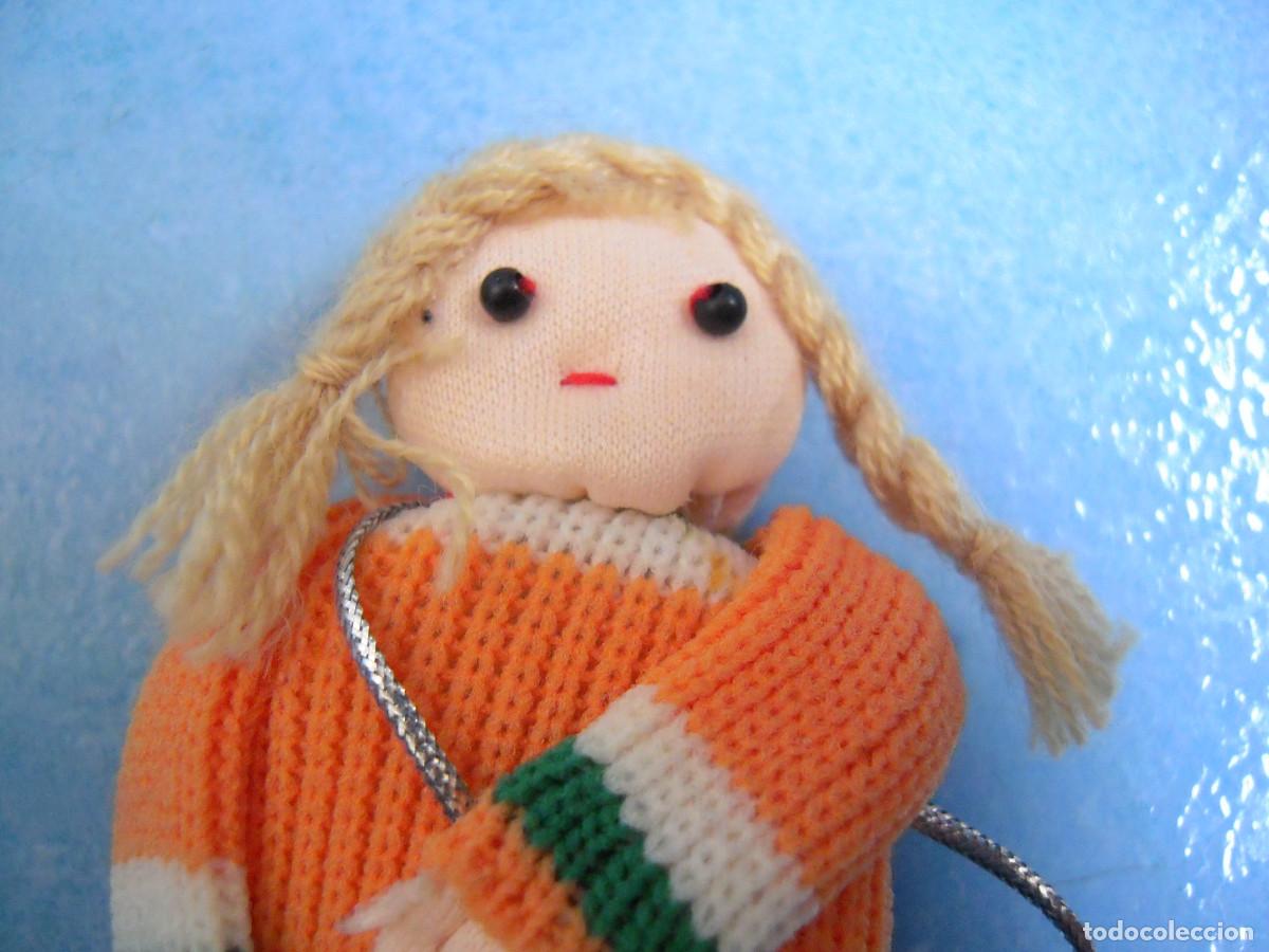 Artesan&iacute;a: Broche chica con bolso - Foto 5