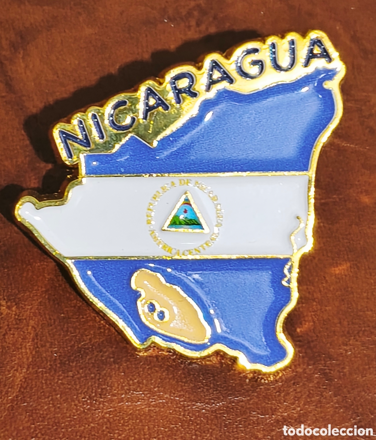 Artesan&iacute;a: Nicaragua. Pin con mapa de Nicaragua