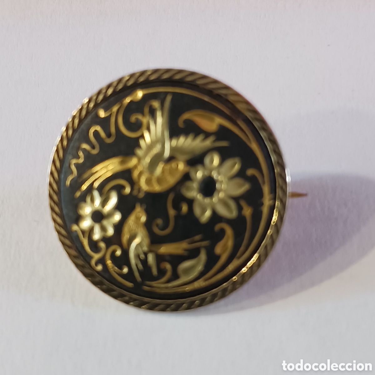 Artesan&iacute;a: Broche en Damasquinado de Burgos.