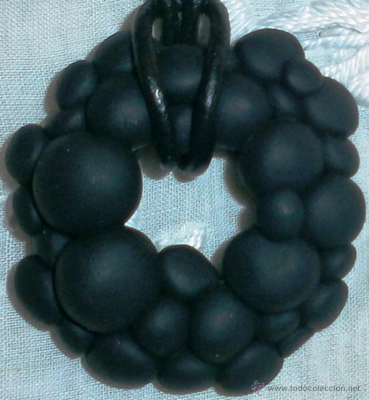 Artesanía: C7 Collar corto / gargantilla - Bolitas negras con cordón cuero - Extensible - Foto 5 - 44910782