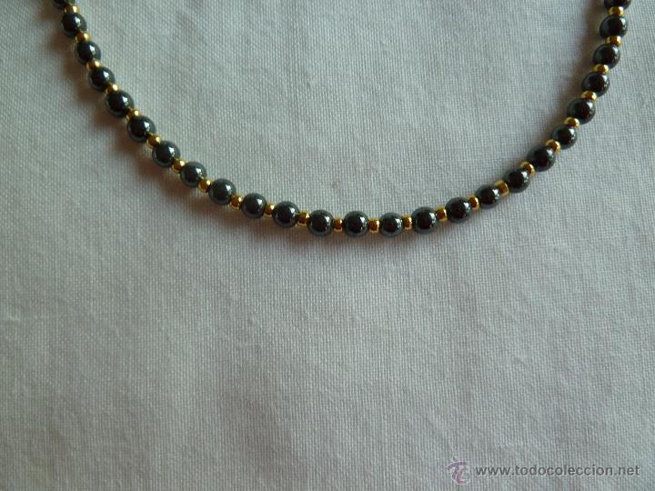 Artesan&iacute;a: COLLAR DE HEMATITES CON CUENTAS DORADAS - Foto 1