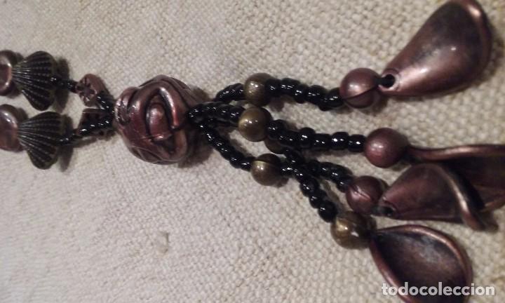 Artesan&iacute;a: Collar negro y marr&oacute;n dorado - Foto 2