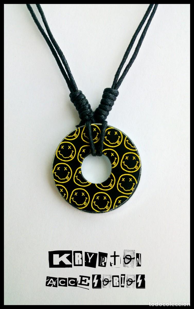Artesan&iacute;a: Collar NIRVANA - Colgante - Estampado - SMILEY FACE - Complemento - Grunge - Rock - Ajustable - Foto 1