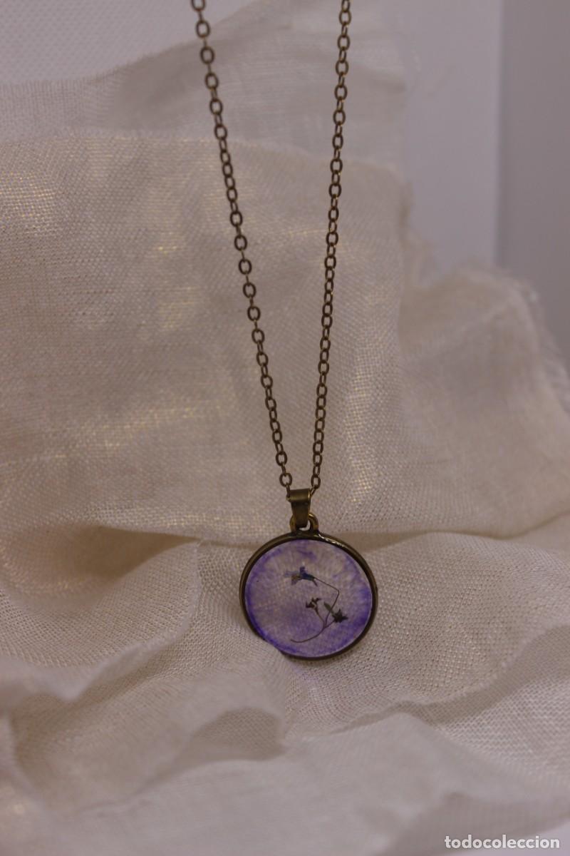 Artesan&iacute;a: Colgante de resina morada - Foto 4
