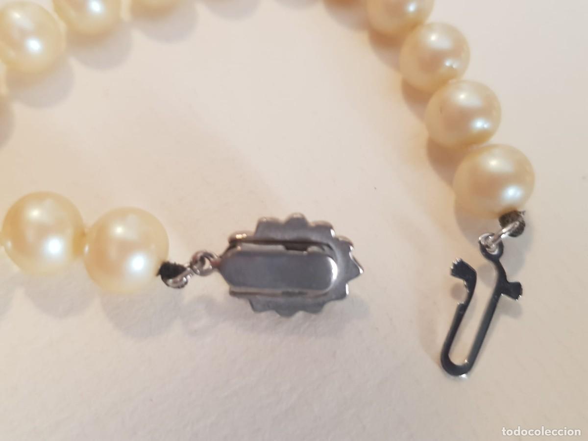 Artesan&iacute;a: Collar con enganche plateado. - Foto 3