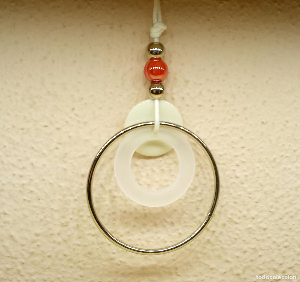 Artesan&iacute;a: Collar de cord&oacute;n con colgante - Foto 3