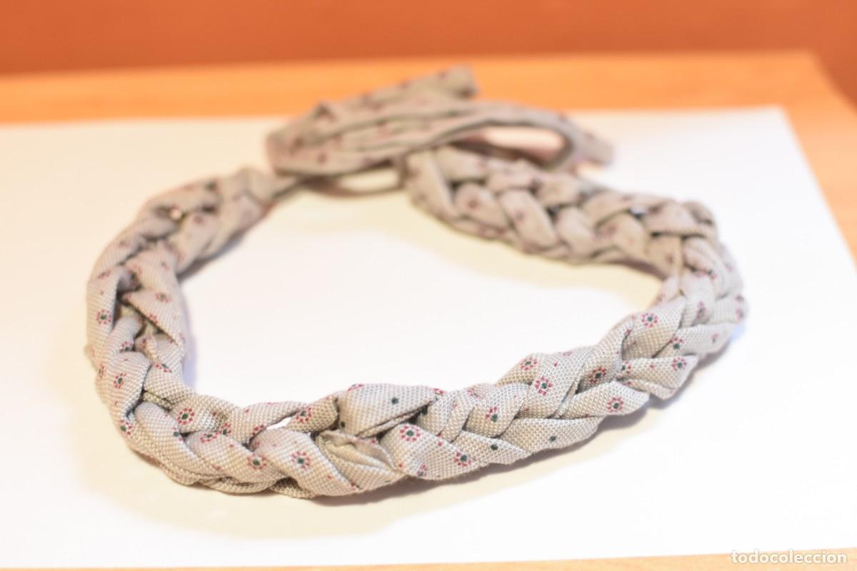 Artesan&iacute;a: ----Collar de tela---- - Foto 1
