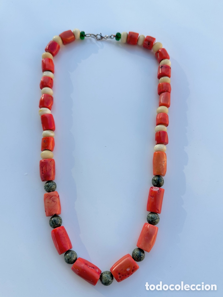 Artesan&iacute;a: Antiguo collar artesanal de coral rojo natural