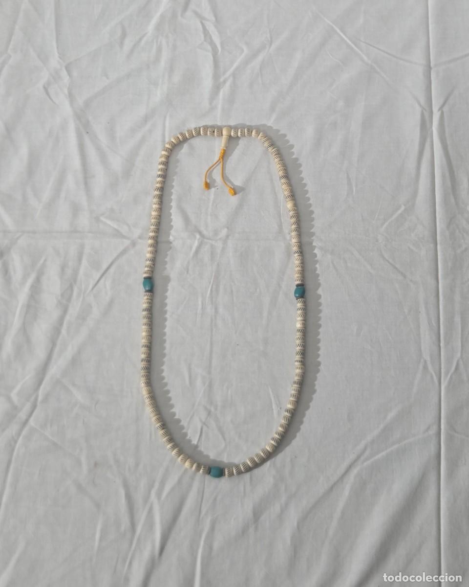 Artesan&iacute;a: Collar largo de hueso y turquesa