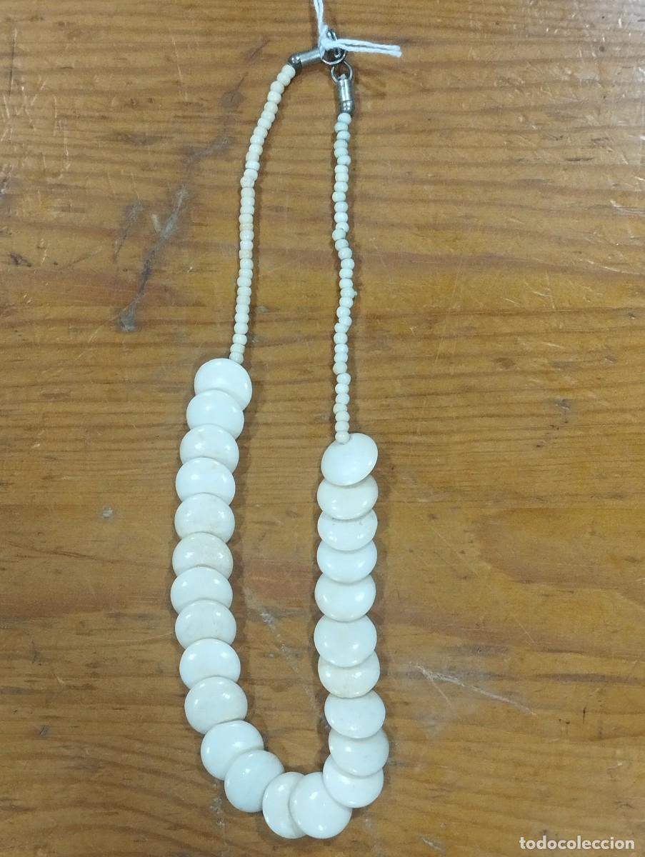 Artesan&iacute;a: COLLAR TIPO GARGANTILLA. A&Ntilde;OS 60. EN HUESO &oacute; S&Iacute;MIL.