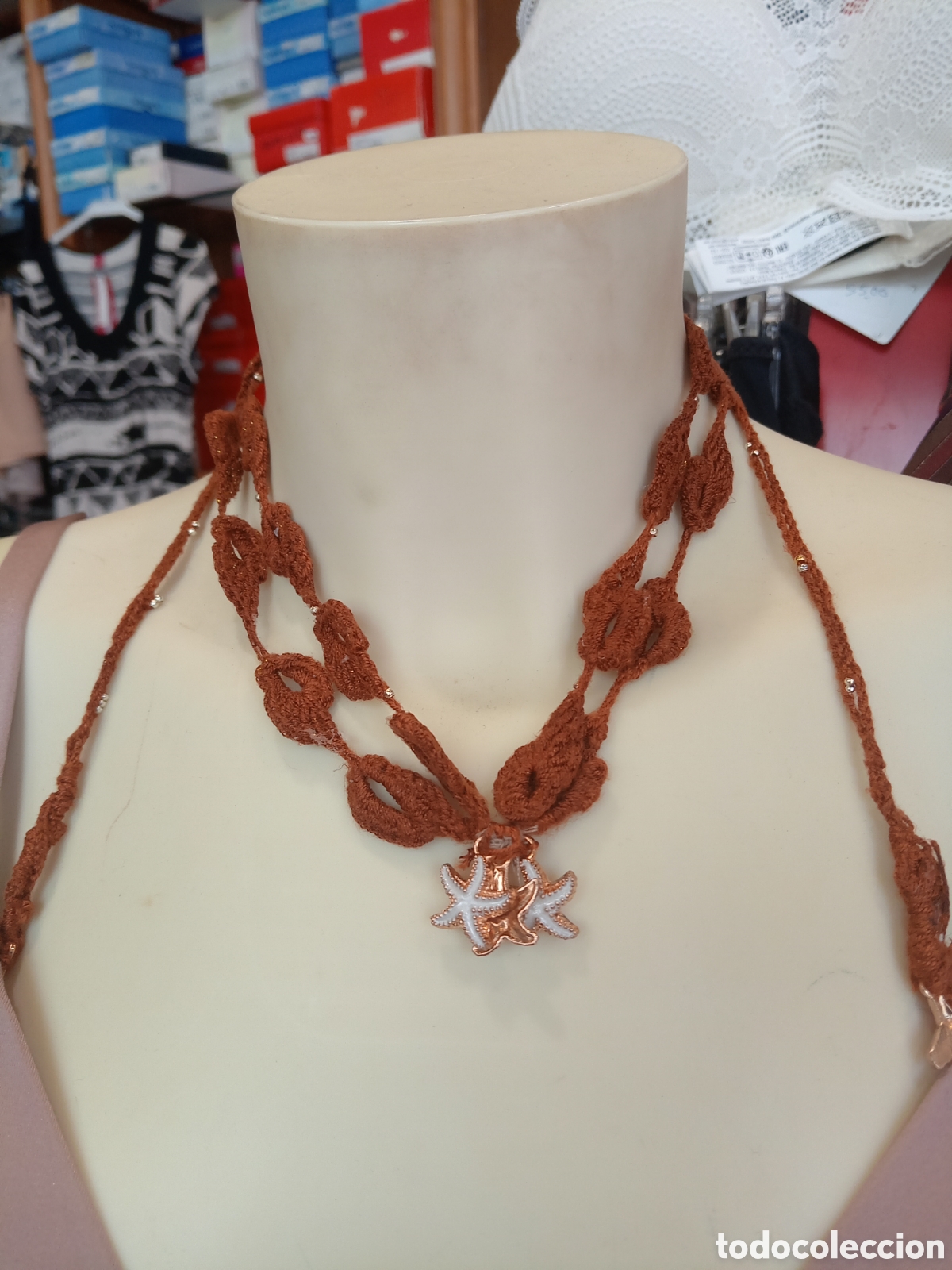 Artesan&iacute;a: Collar de ganchillo para mujer