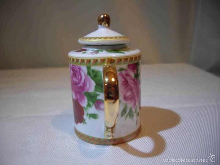 Artesan&iacute;a: CUATRO CAFETERAS PORCELANA - Foto 4