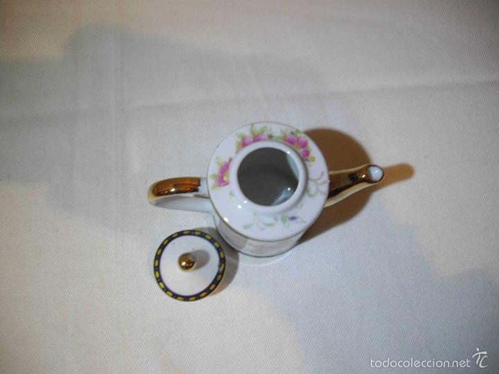 Artesan&iacute;a: CUATRO CAFETERAS PORCELANA - Foto 8