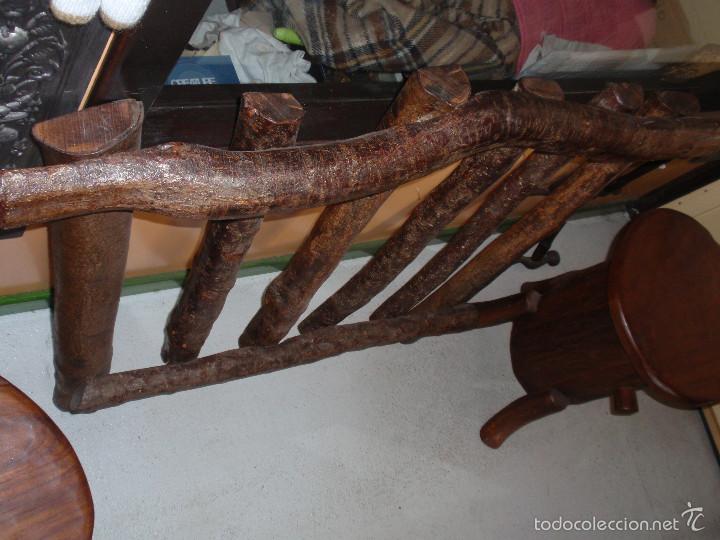 Artesan&iacute;a: 2 Mesitas rusticas y cabecero r&uacute;stico ciruelo. - Foto 6