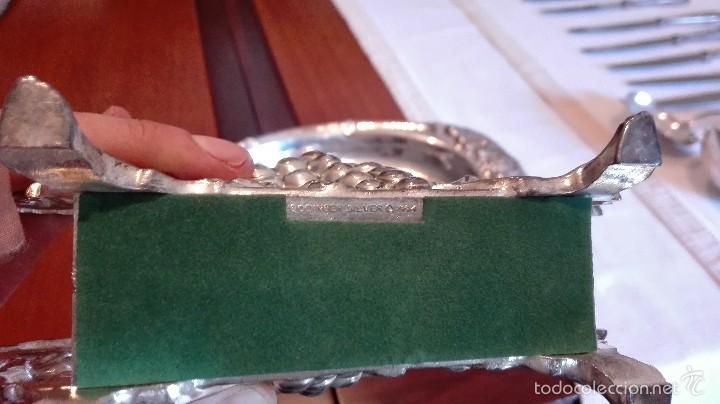 Artesan&iacute;a: Servilletero de plata y bandeja - Foto 3