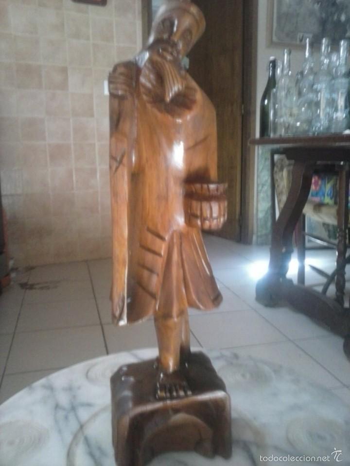 Artesan&iacute;a: FIGURA ORIENTAL DE MADERA. - Foto 1